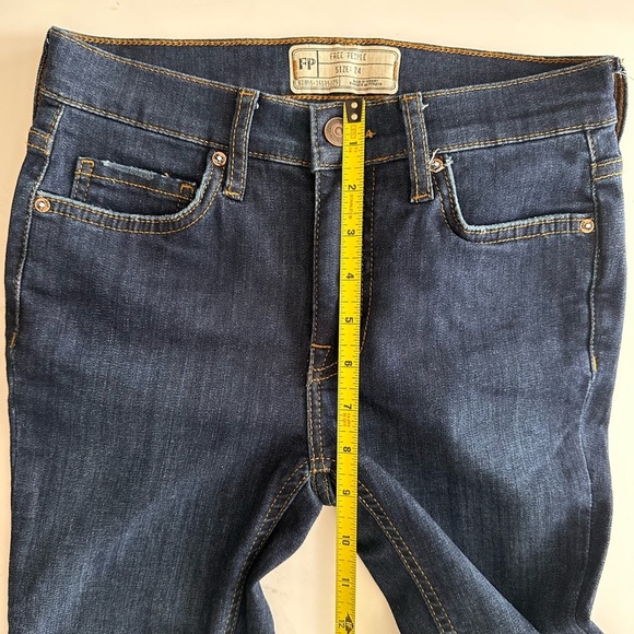Free People Busted Knee Skinny Jeans - Picture 8 of 10